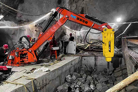 Rockbreaker Boom | Mine Chutes in Underground Mines
