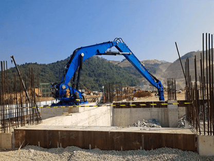 What is the capacity of rock breaker?