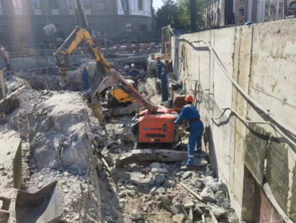 Demolition Robot Applications in Tunnel Excavation, Scaling, and Rock Breaking